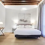Boutique Silleria 4*