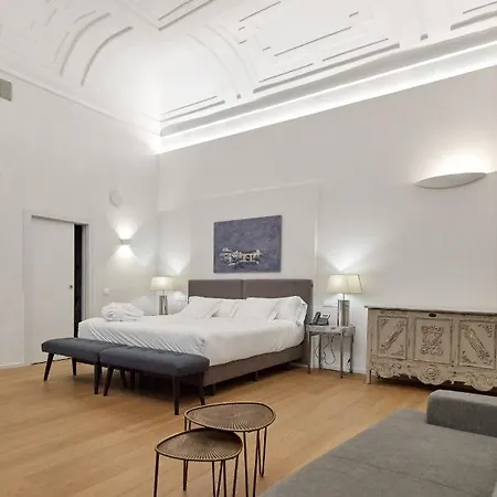 Silleria - Historic Boutique