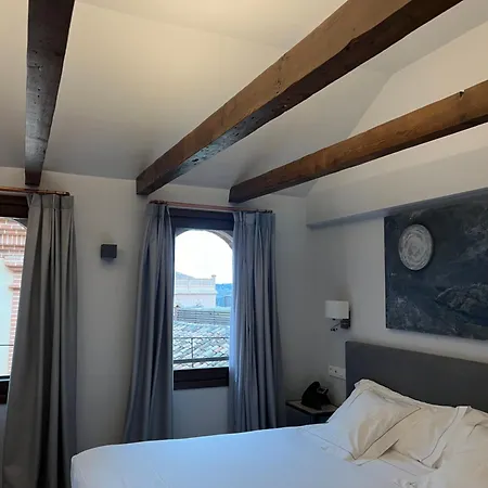 Boutique De Silleria 4*
