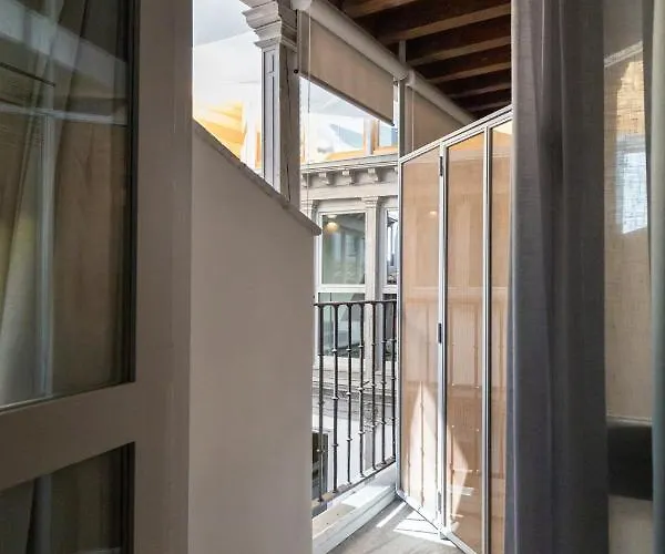 Boutique Silleria Готель Толедо