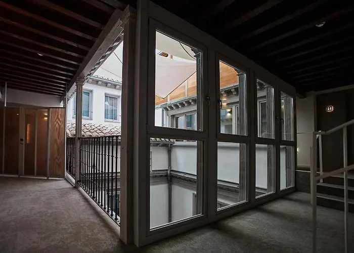 Boutique Silleria Готель Толедо